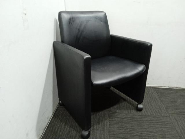 OLIVER Lobby chair