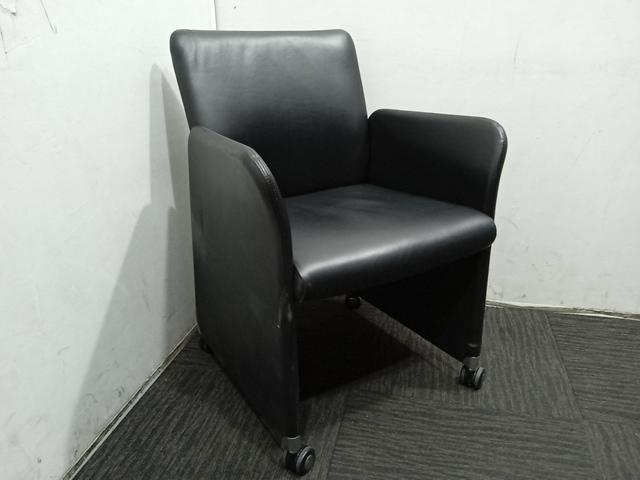 Okamura เก้าอี้ต้อนรับแขก