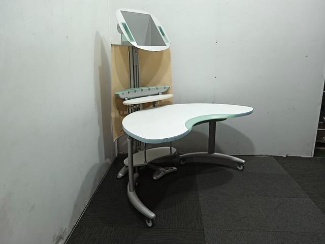 Itoki Office Desk