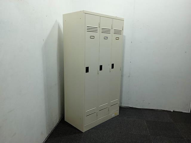 Okamura Staff Locker (3 persons)