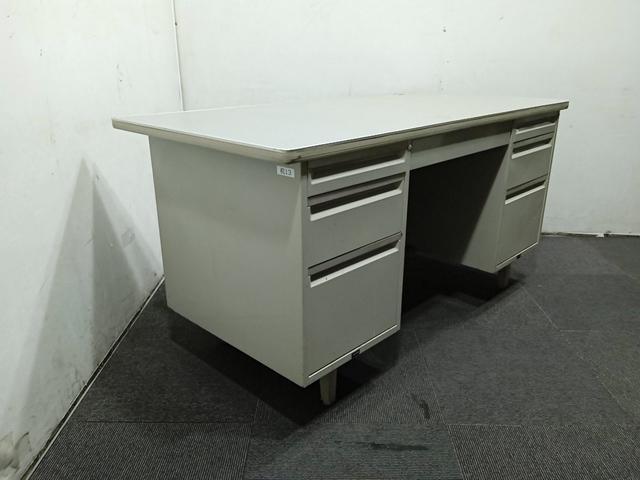 Uchida Desk with Drawers on each side