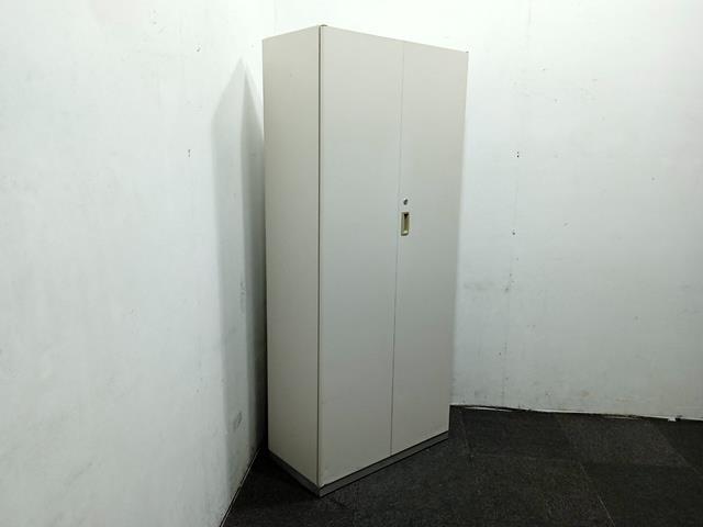 Inaba Double Swing Doors Cabinet