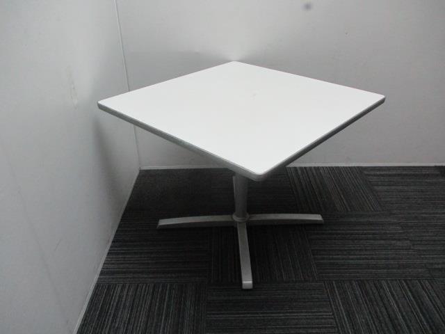 Okamura Meeting Table