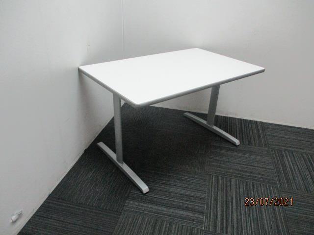 Okamura Meeting Table