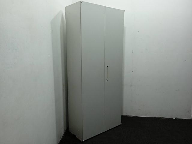 Orenburglik yalangoch qizlar (fotosuratlar)