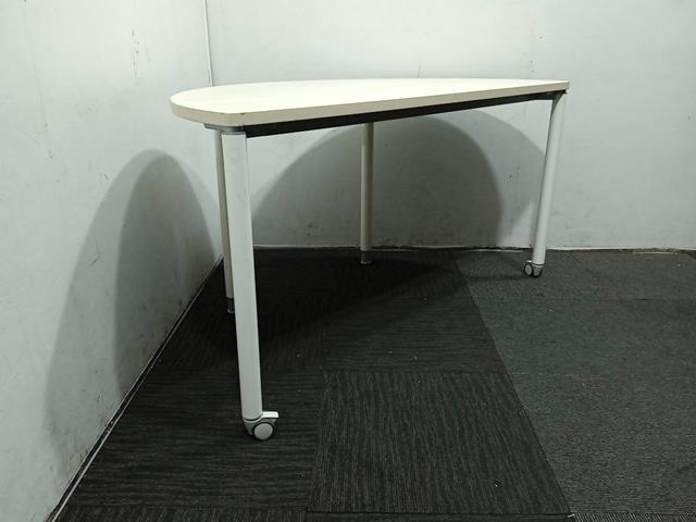 Okamura Corner Desk