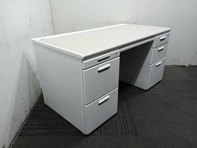 Itoki Desk with Drawers on each side
